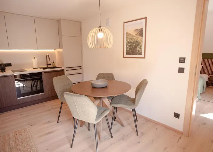 Hinterwald - Auszeit Im Gruenen