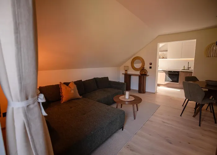 Hinterwald - Auszeit Im Gruenen *